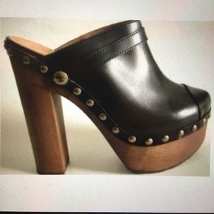 Chanel mule clogs